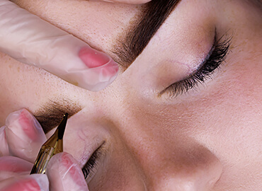 Ombre púderes szemöldöktetoválás, színátmenet, hiányos szemöldök pótlása, szemöldöktetoválás, aszimmentria javítása, sminktetoválás, Szigethalom, 3D Szempilla Stúdió